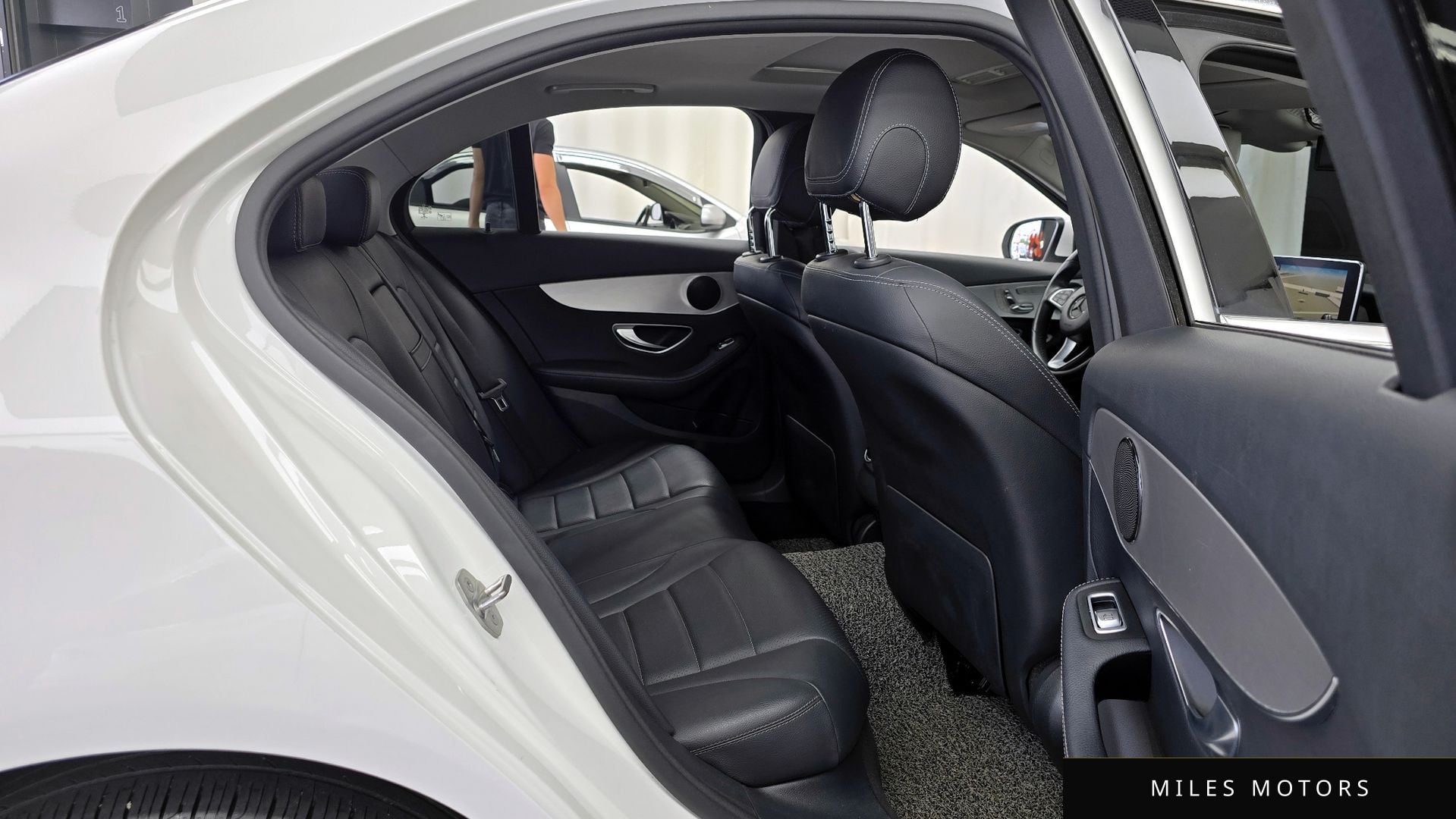 Mercedes-Benz C-Class W205 2018 — миниатюра 12