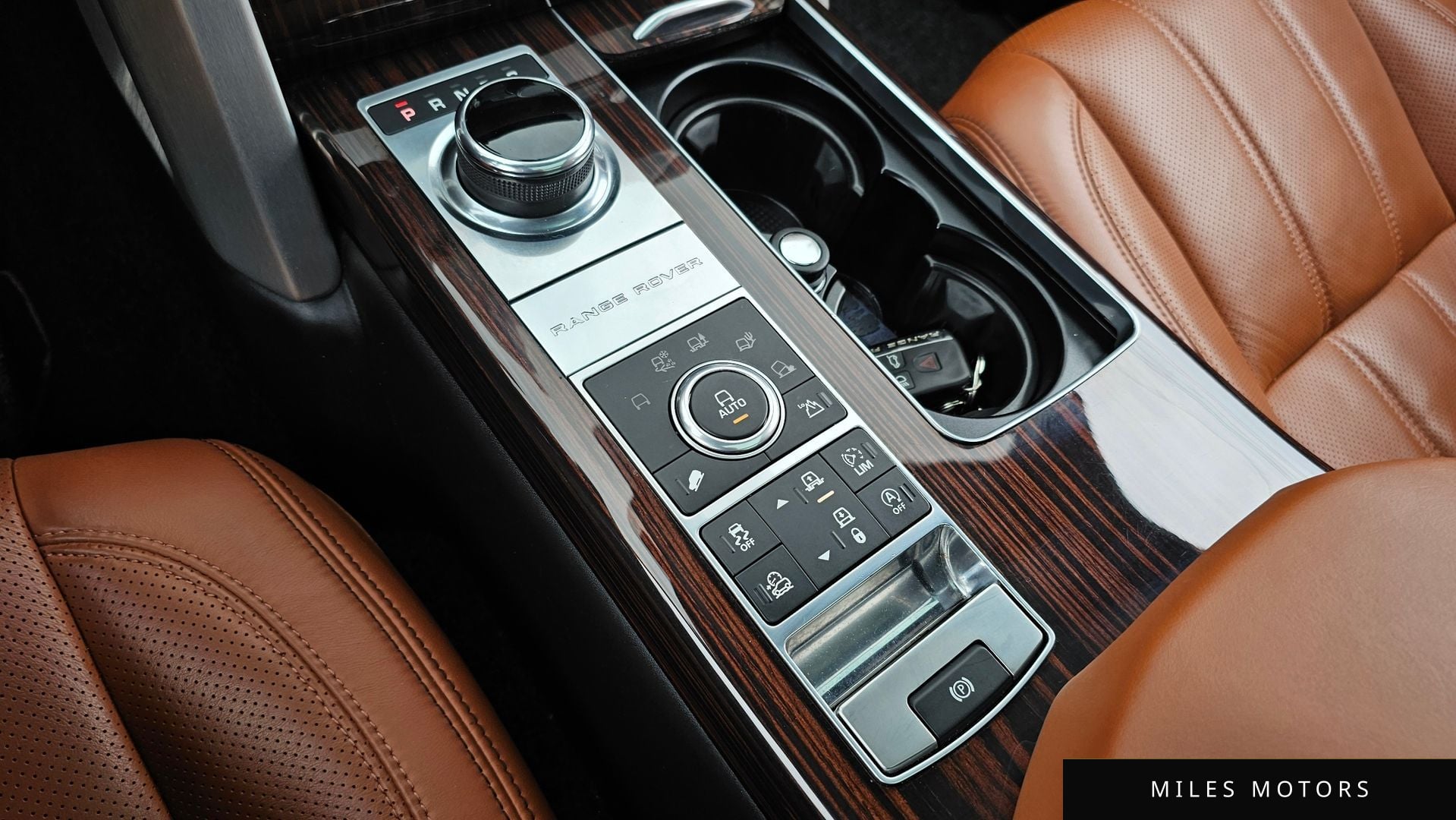 Land Rover Range Rover 2017 — миниатюра 9