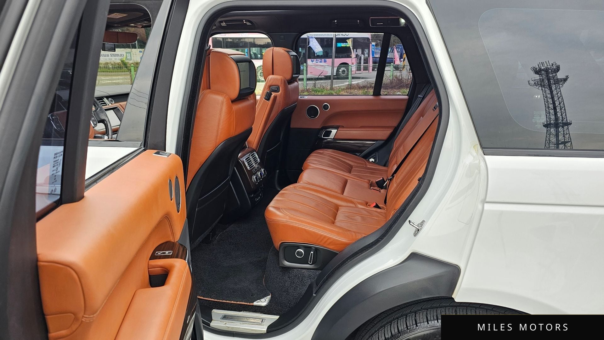 Land Rover Range Rover 2017 — миниатюра 11