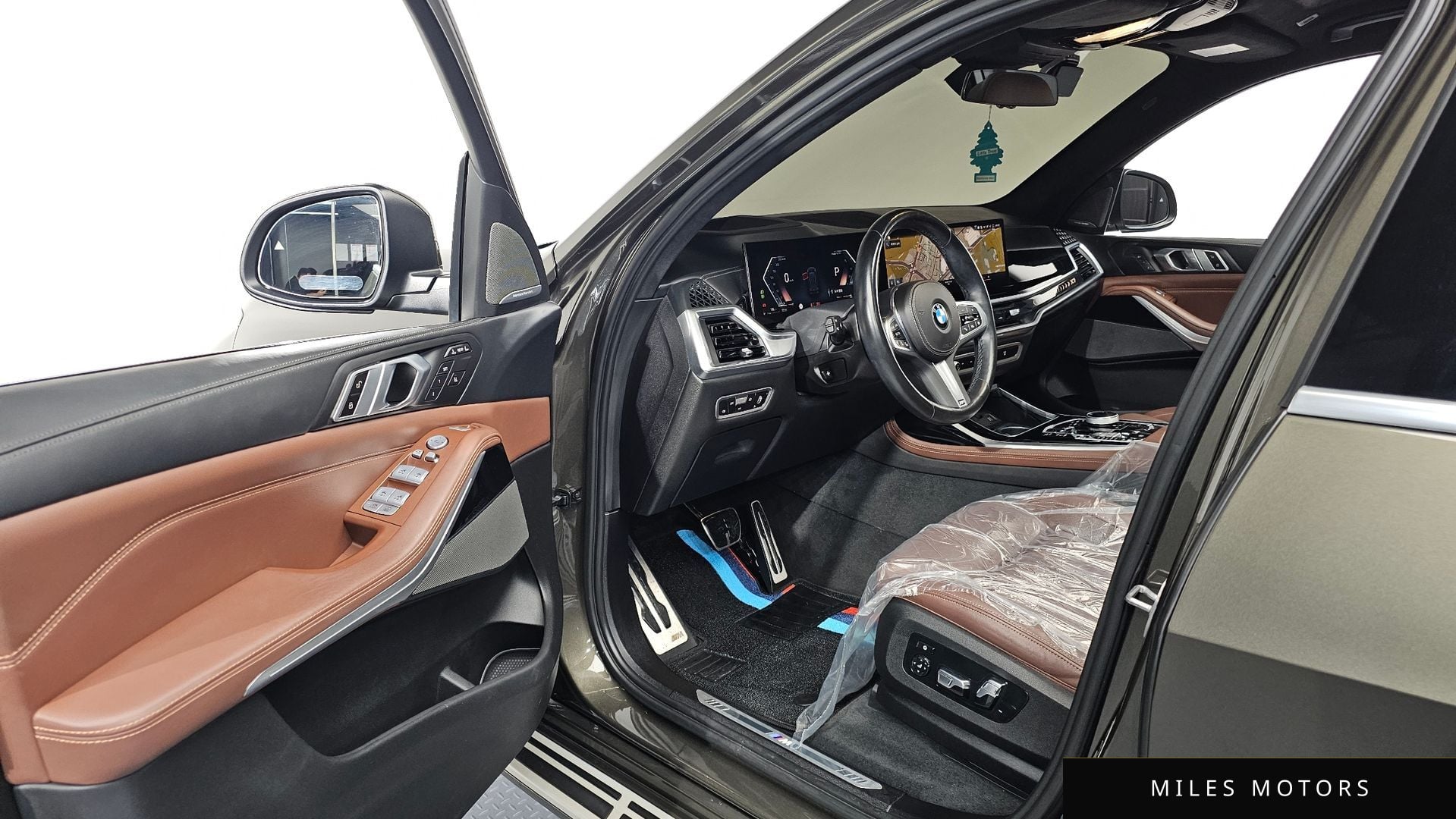BMW X7 (G07) 2023 — миниатюра 10