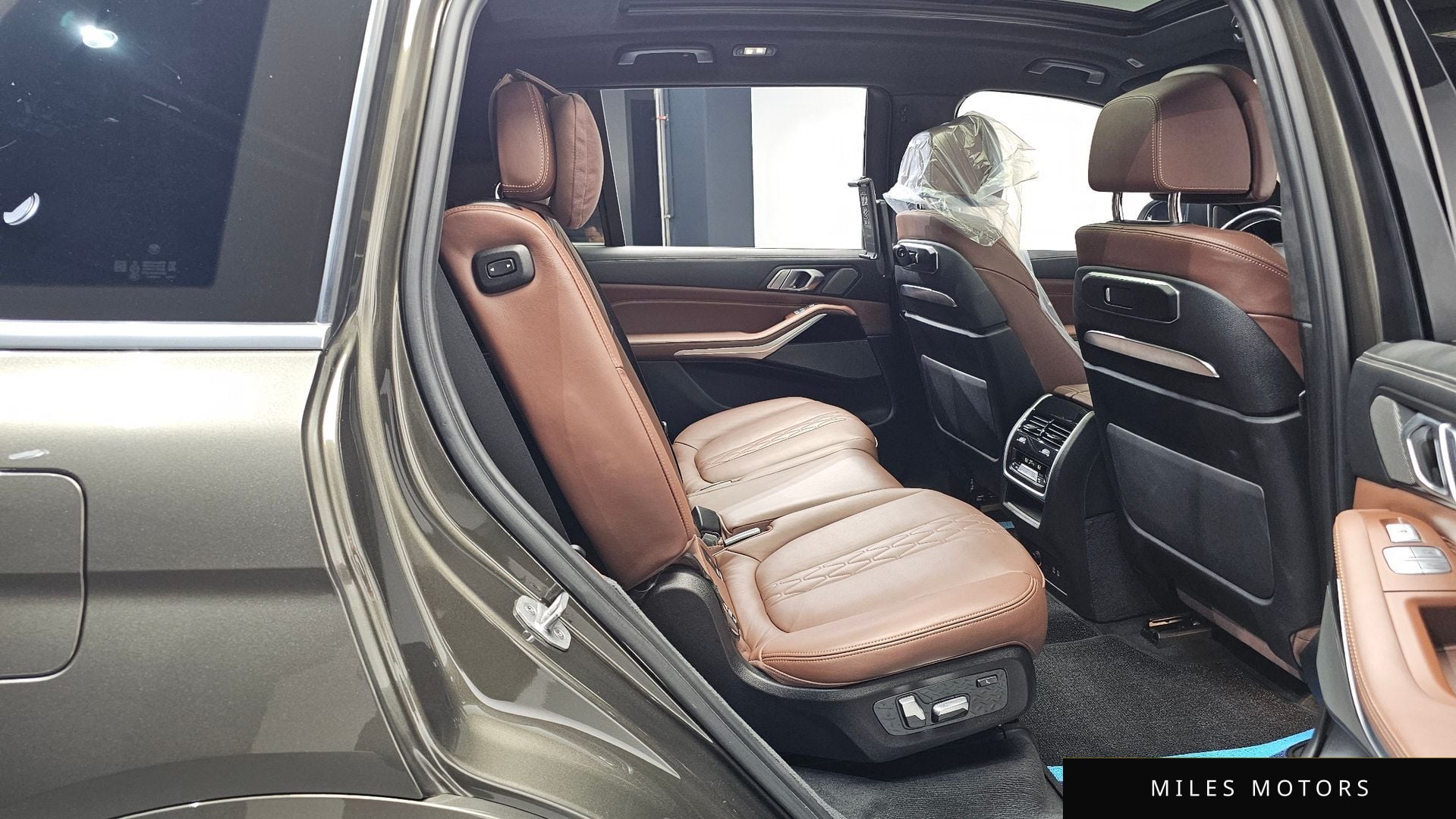 BMW X7 (G07) 2023 — миниатюра 12