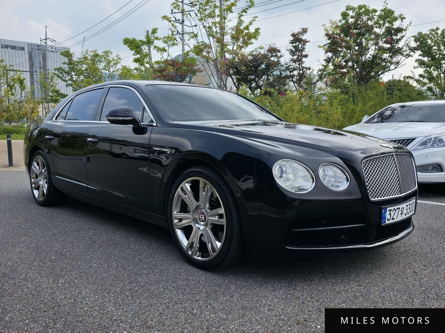 Bentley Flying Spur 2015 — миниатюра 3