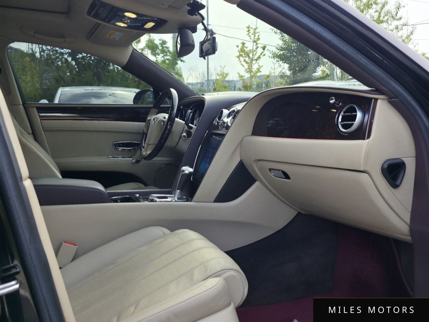 Bentley Flying Spur 2015 — миниатюра 6