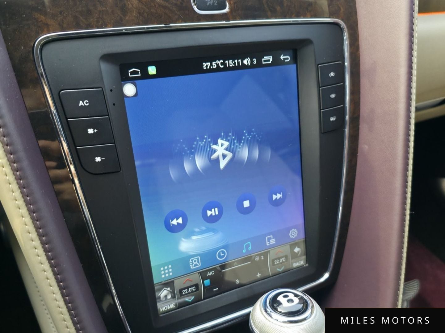 Bentley Flying Spur 2015 — миниатюра 13