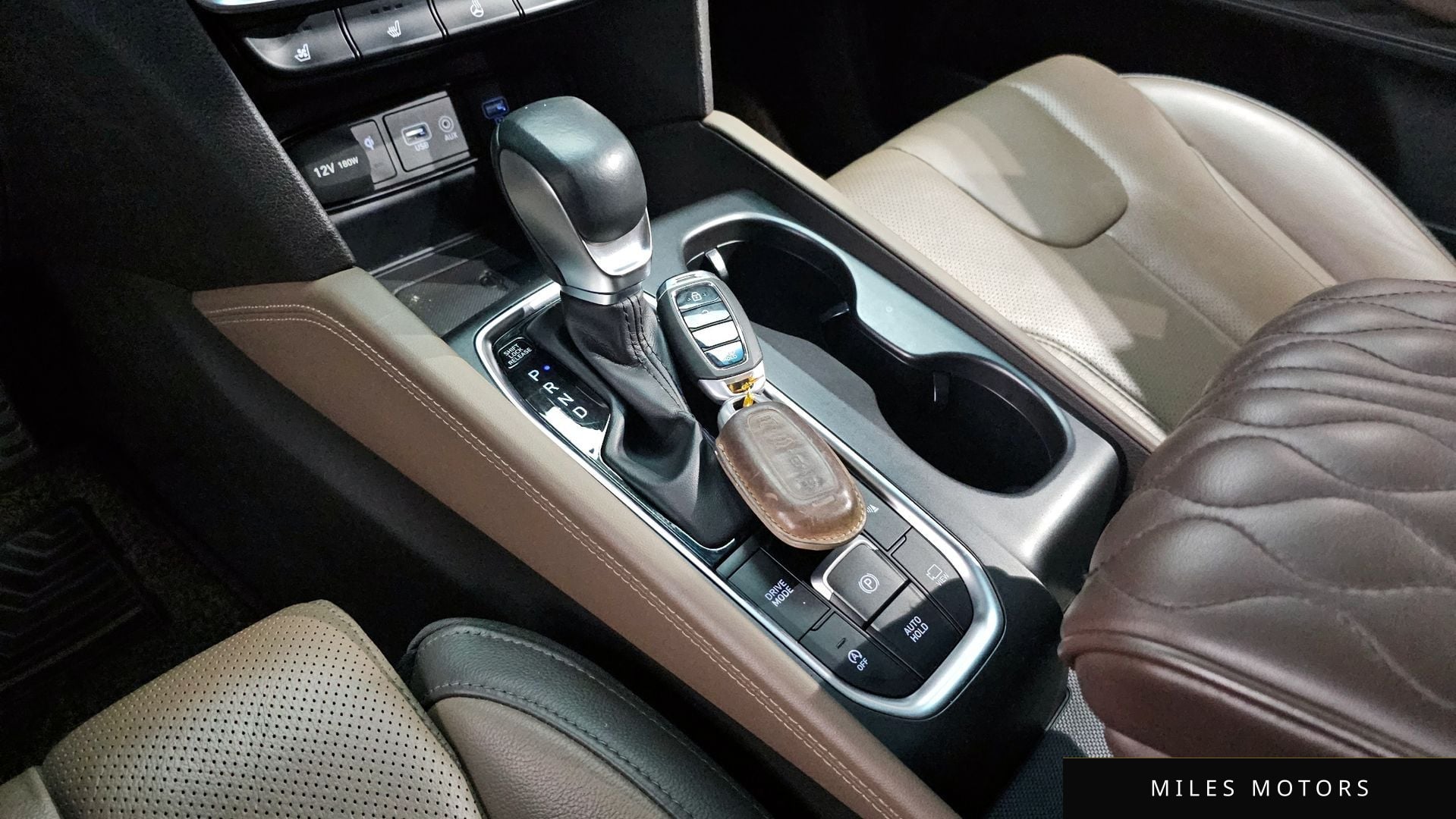 Hyundai Santafe 2019 — миниатюра 9