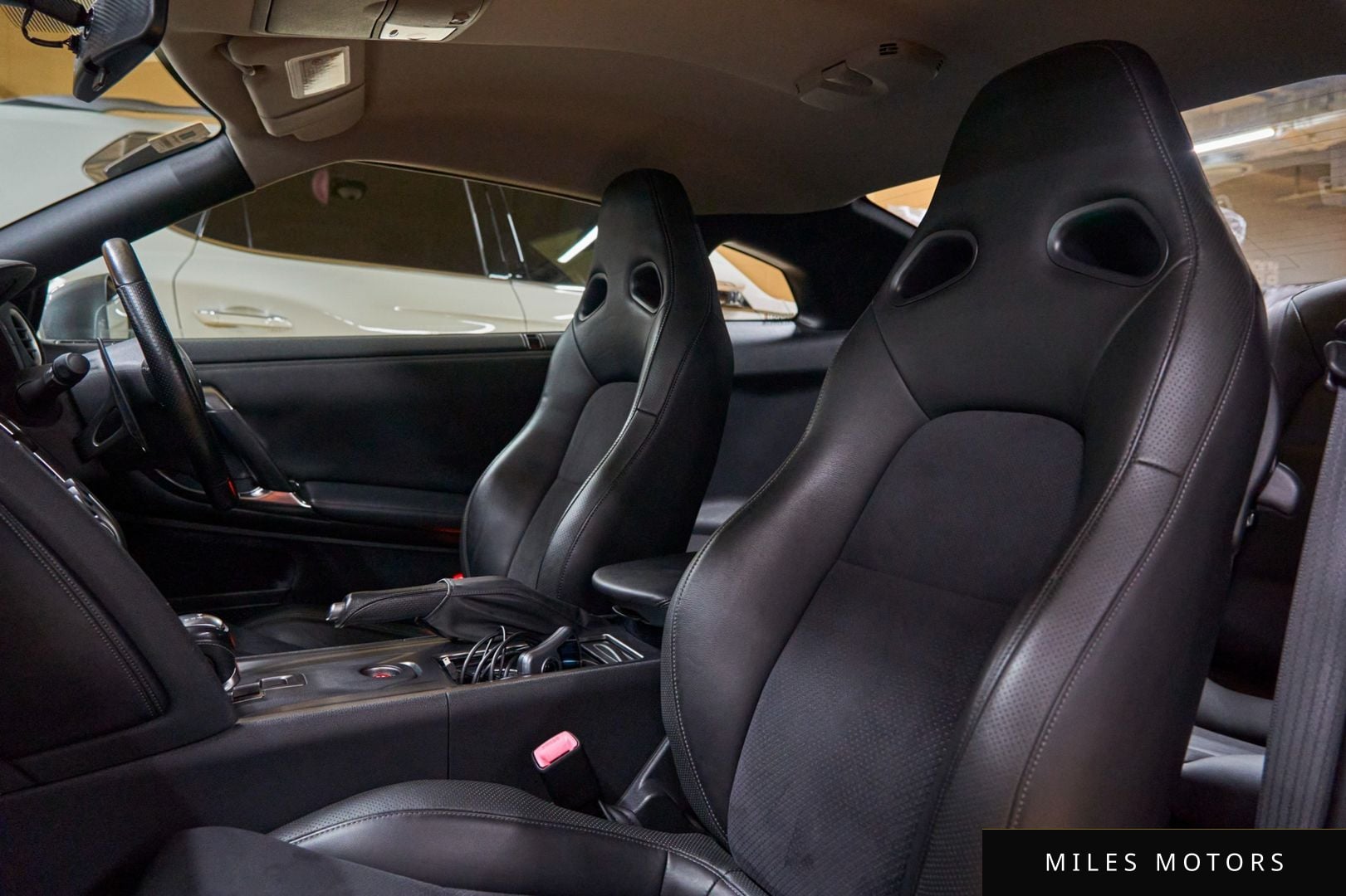 Nissan GT-R 2008 — миниатюра 10