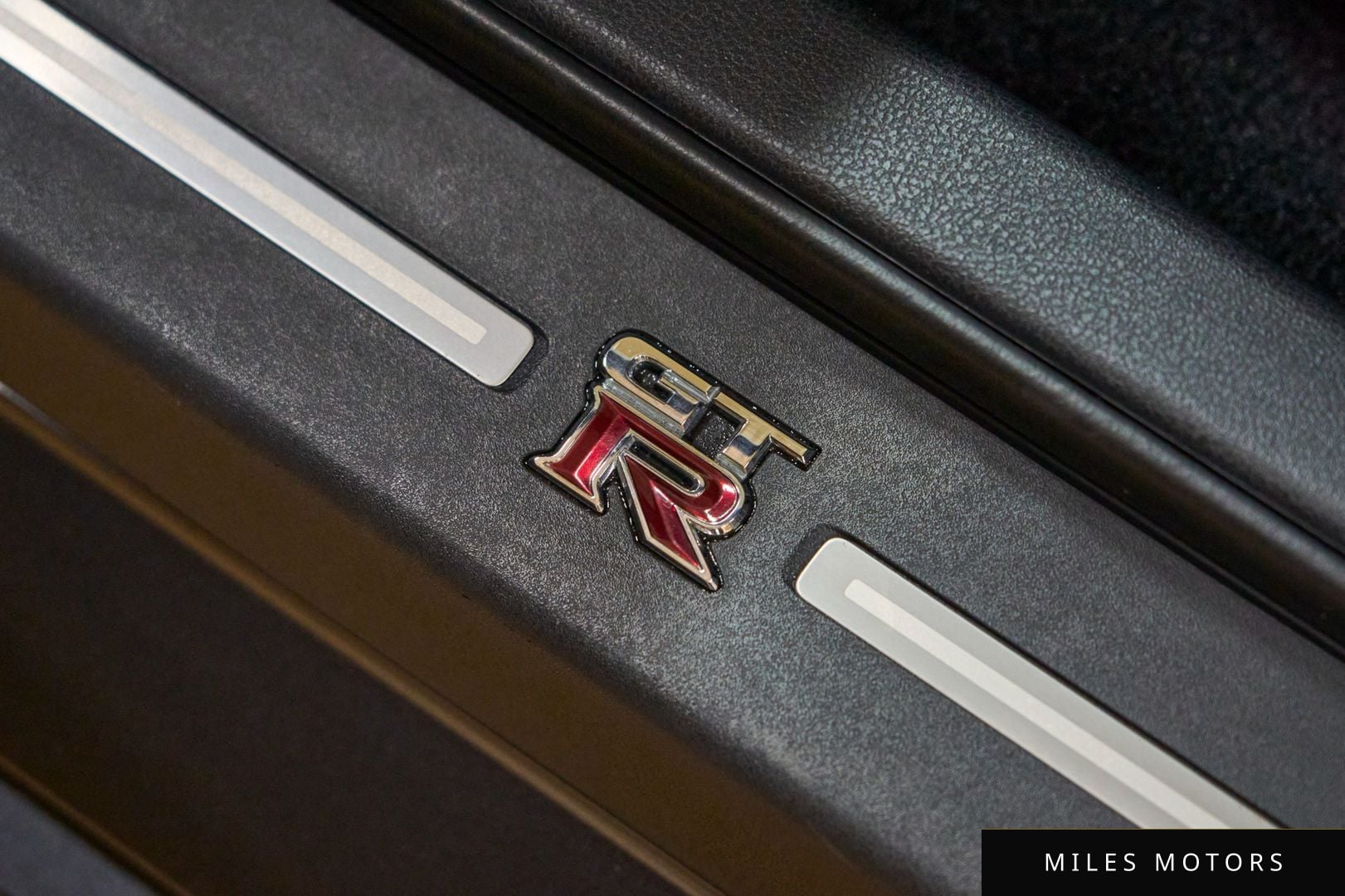 Nissan GT-R 2008 — миниатюра 11