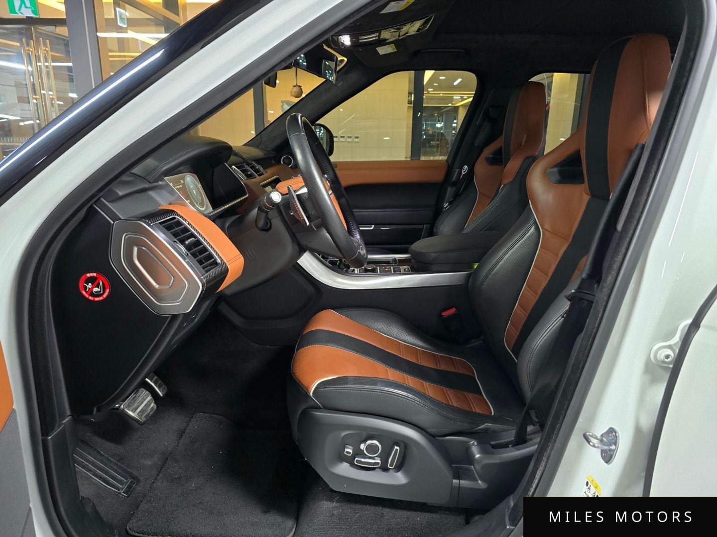 Land Rover Range Rover Sport 2017 — миниатюра 11