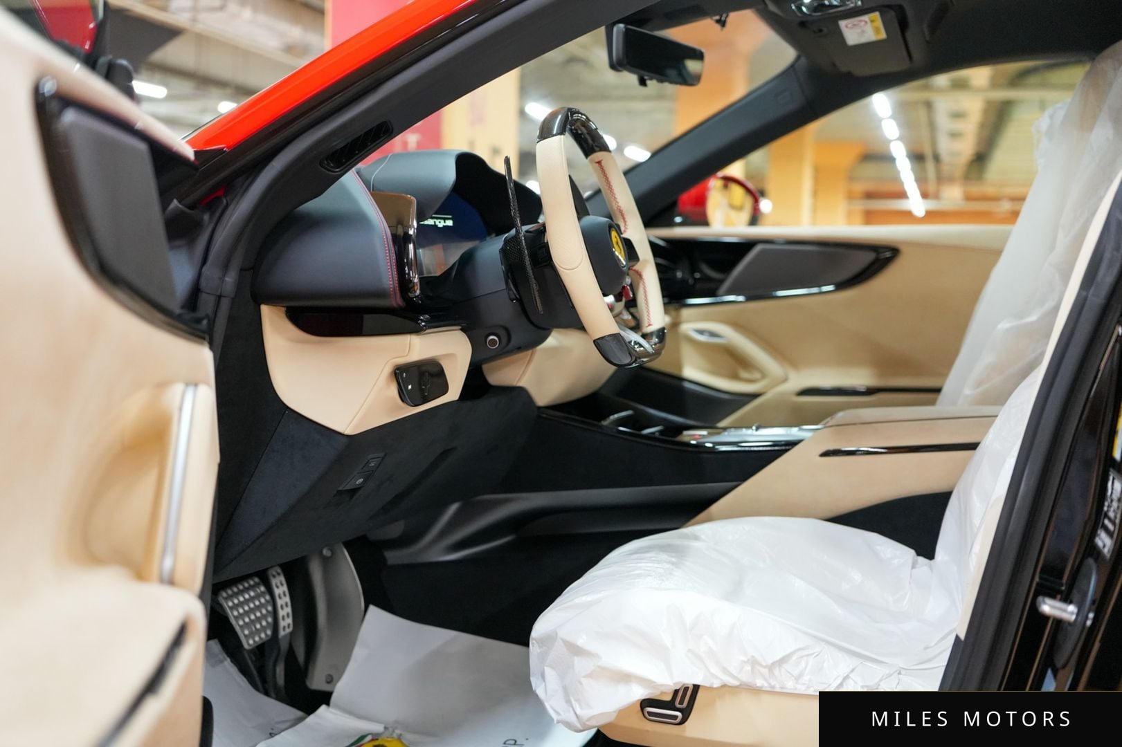Ferrari 푸로산게 2025 — миниатюра 16