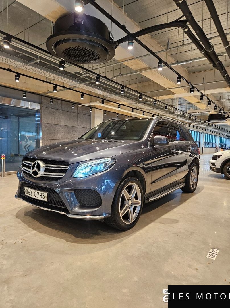 Mercedes-Benz GLE-Class W166 2016 — миниатюра 3
