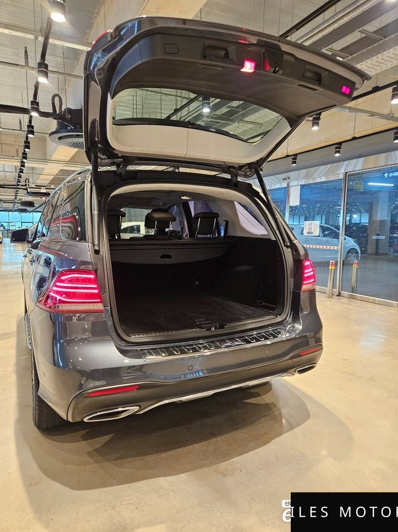 Mercedes-Benz GLE-Class W166 2016 — миниатюра 6