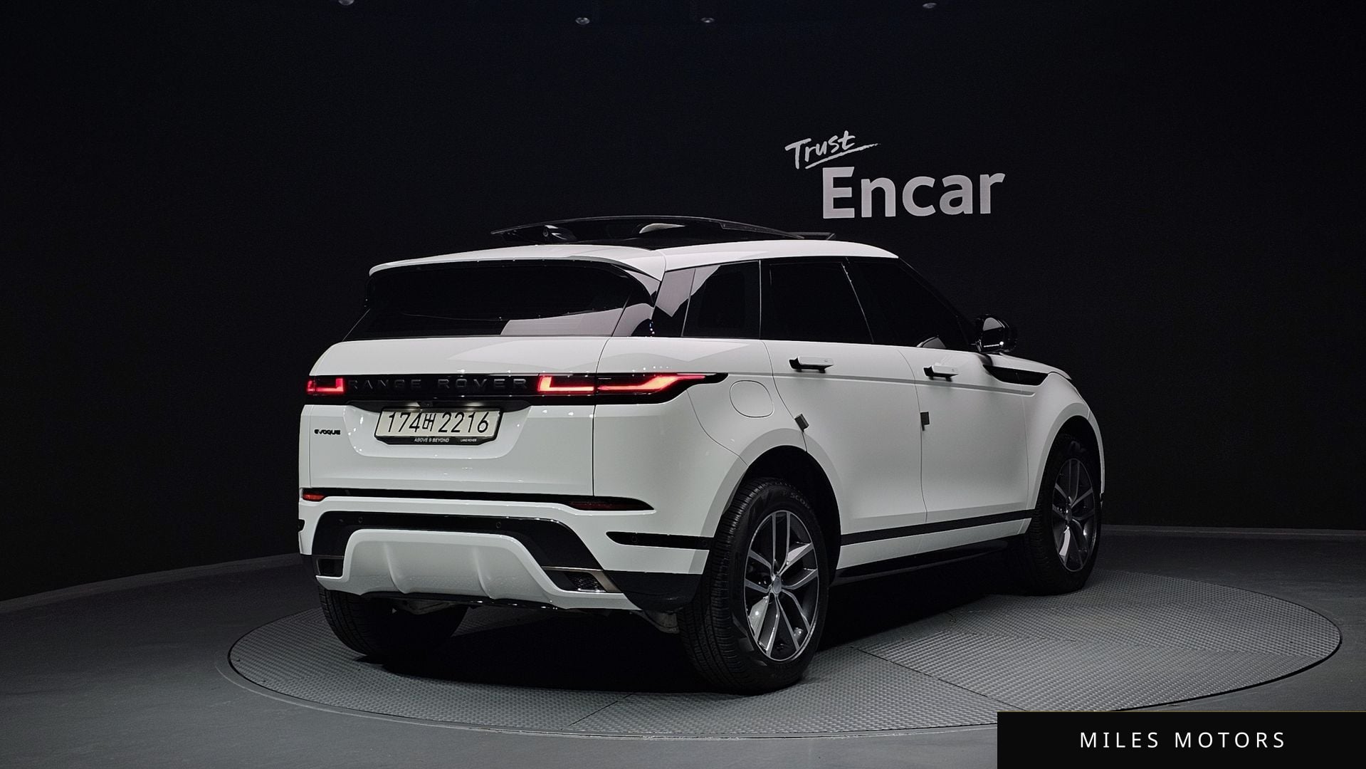 Land Rover Range Rover Evoque 2024 — миниатюра 2