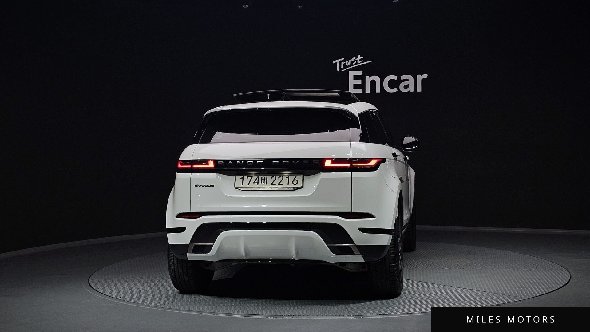 Land Rover Range Rover Evoque 2024 — миниатюра 4