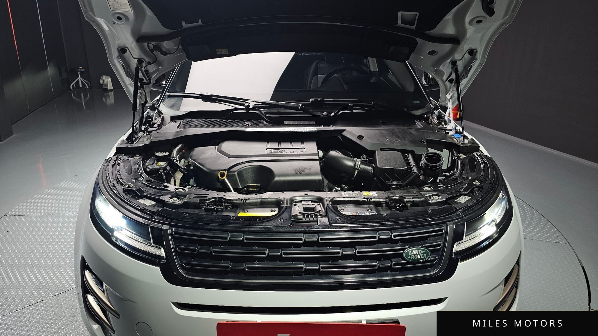 Land Rover Range Rover Evoque 2024 — миниатюра 6