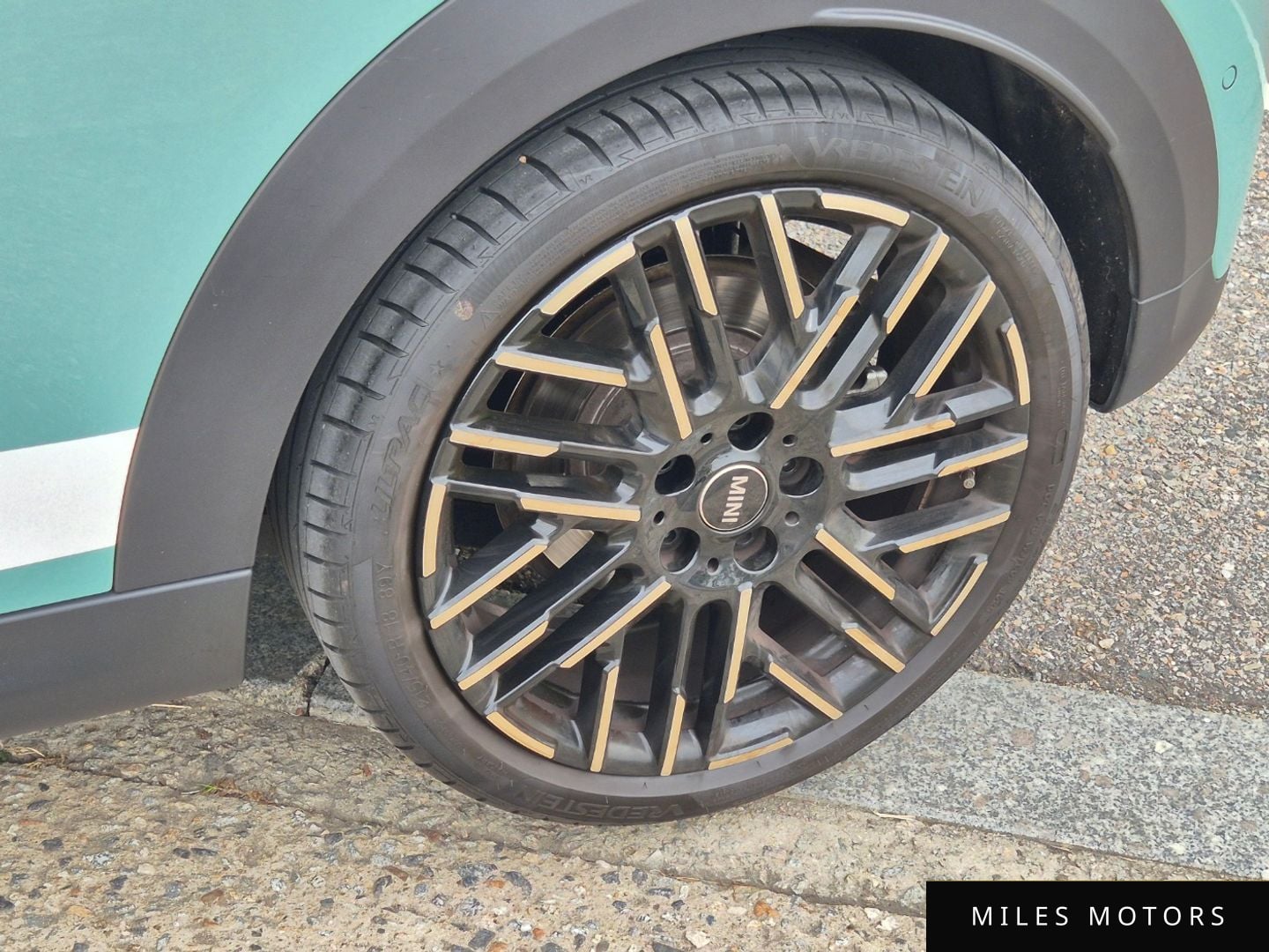 MINI 쿠퍼 S 2025 — миниатюра 17