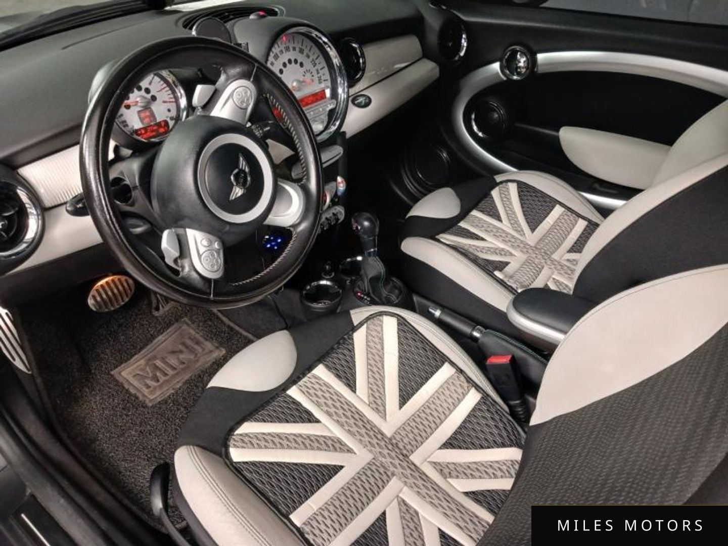 MINI Cooper S 2010 — миниатюра 6