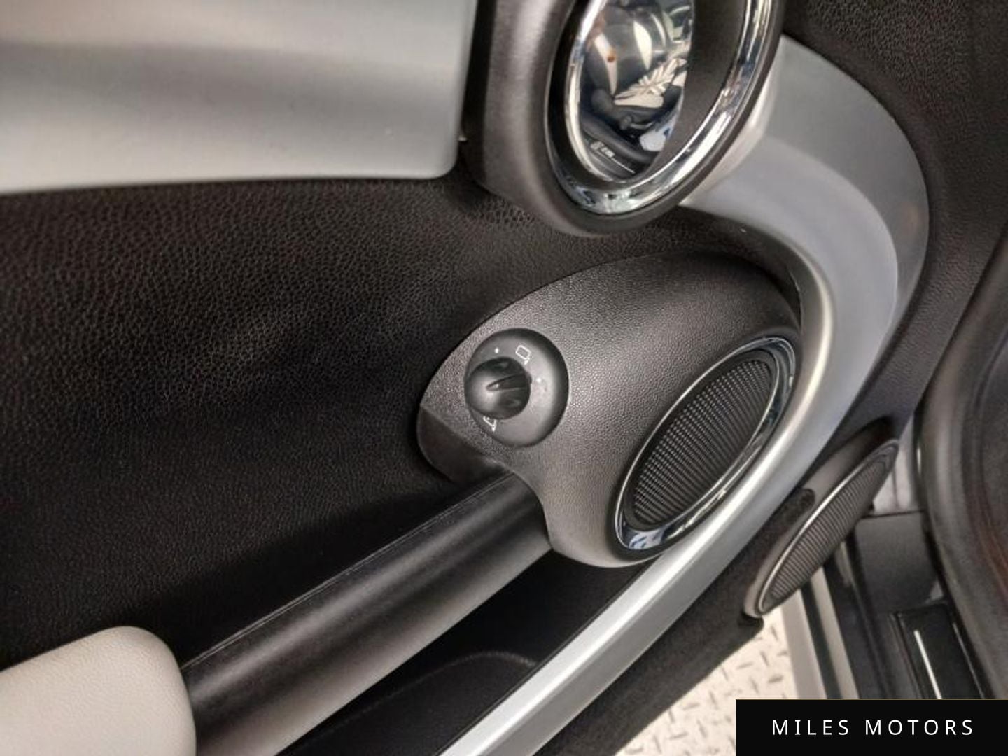 MINI Cooper S 2010 — миниатюра 9
