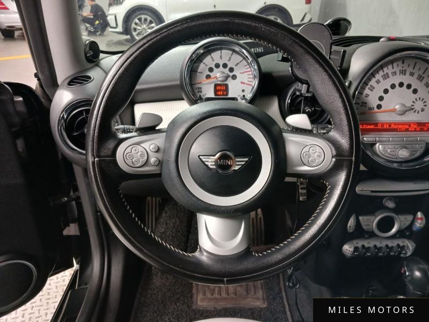 MINI Cooper S 2010 — миниатюра 10