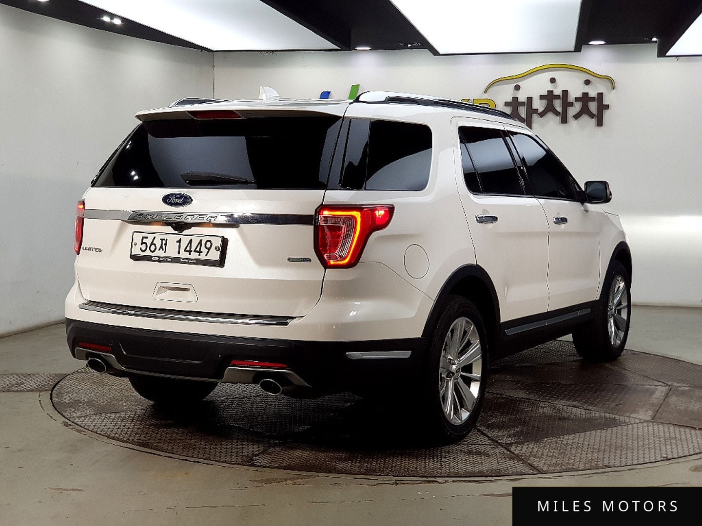 Ford Explorer 2019 — миниатюра 2