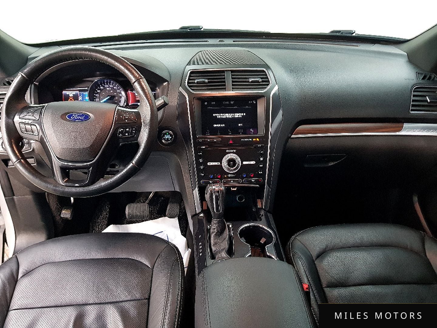 Ford Explorer 2019 — миниатюра 7