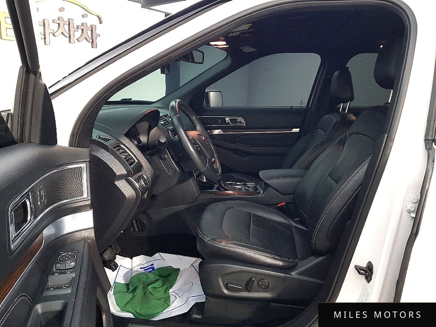 Ford Explorer 2019 — миниатюра 10