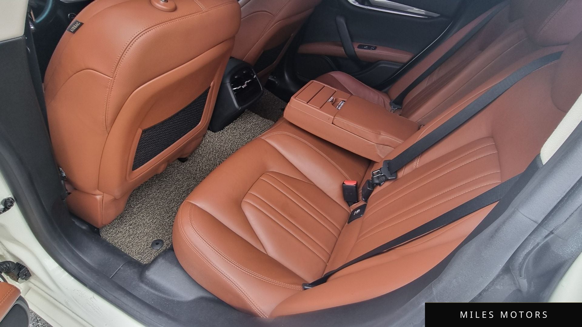 Maserati Ghibli 2014 — миниатюра 10