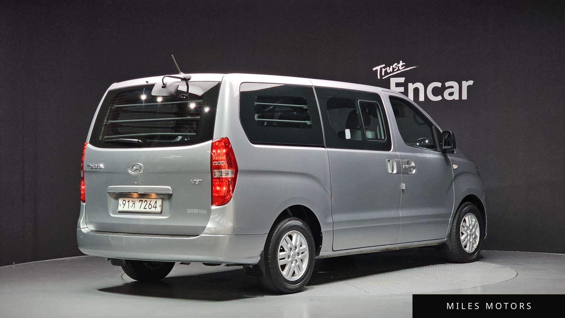 Hyundai Starex 2019 — миниатюра 2