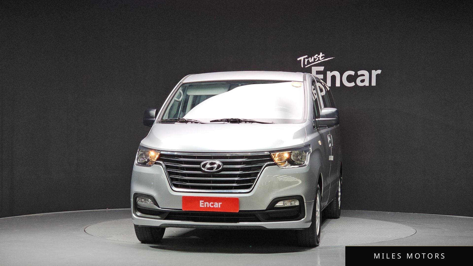 Hyundai Starex 2019 — миниатюра 3