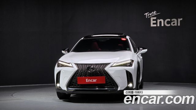 Лексус UX250h 2024 — миниатюра 3