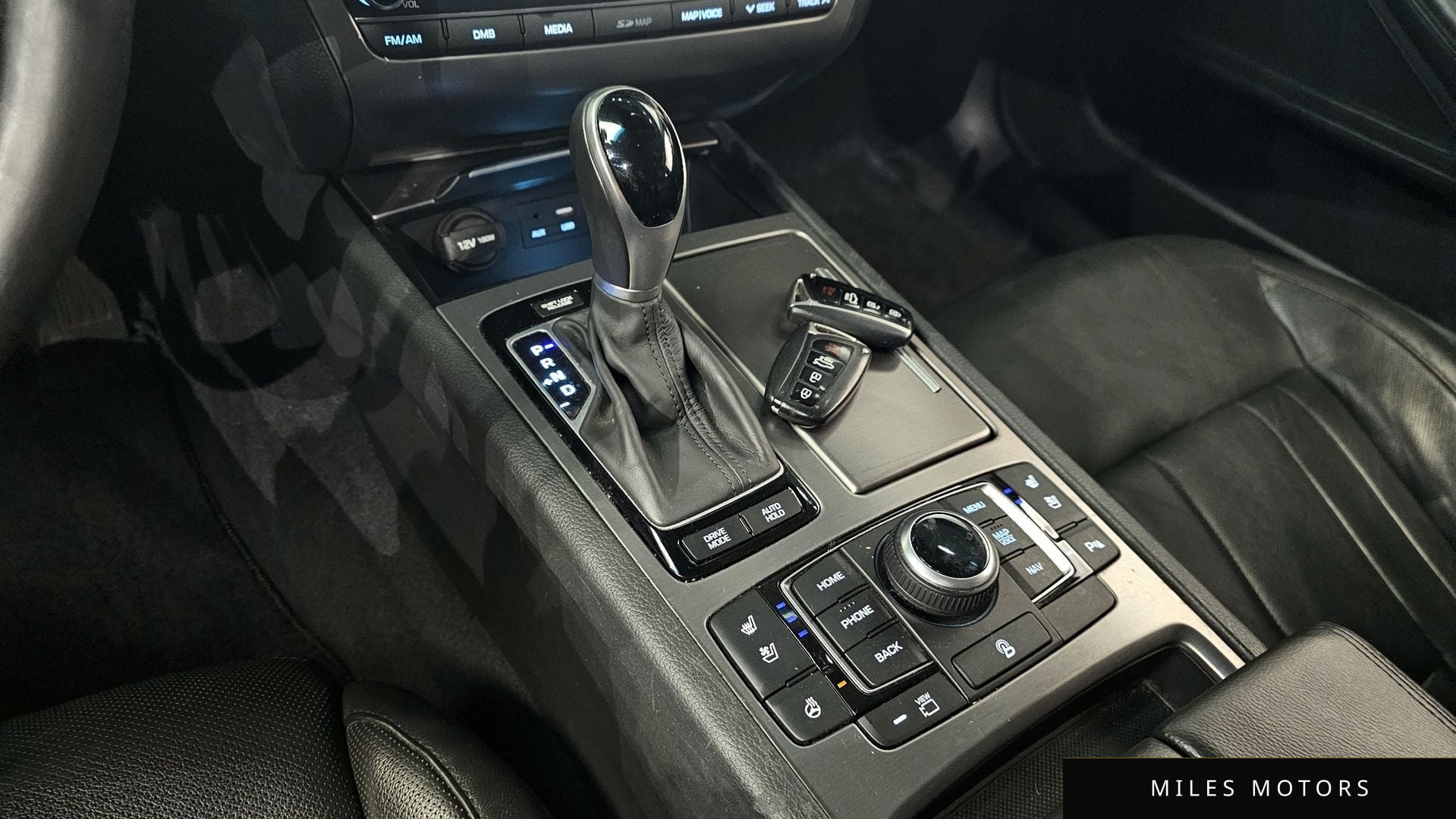 Hyundai Genesis 2016 — миниатюра 9