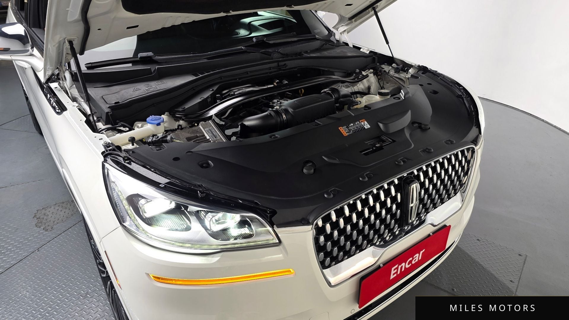Lincoln Aviator 2022 — миниатюра 6