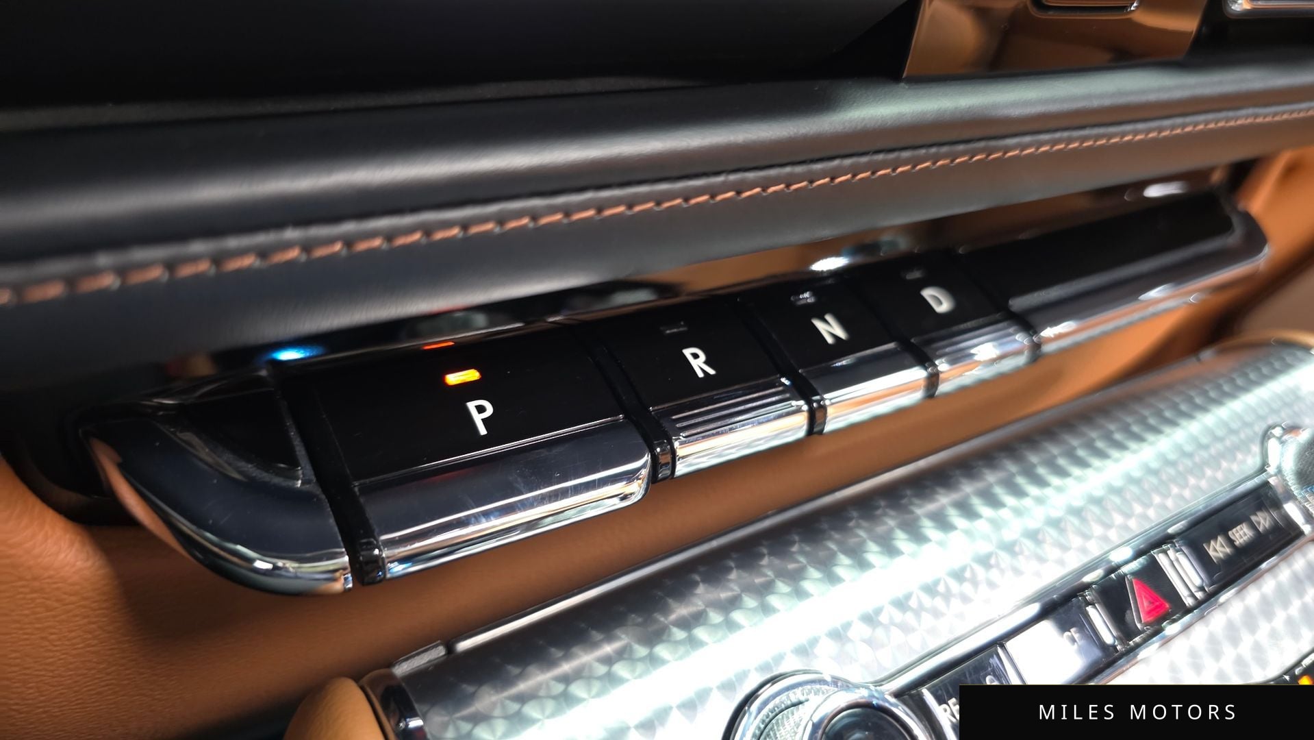 Lincoln Aviator 2022 — миниатюра 9