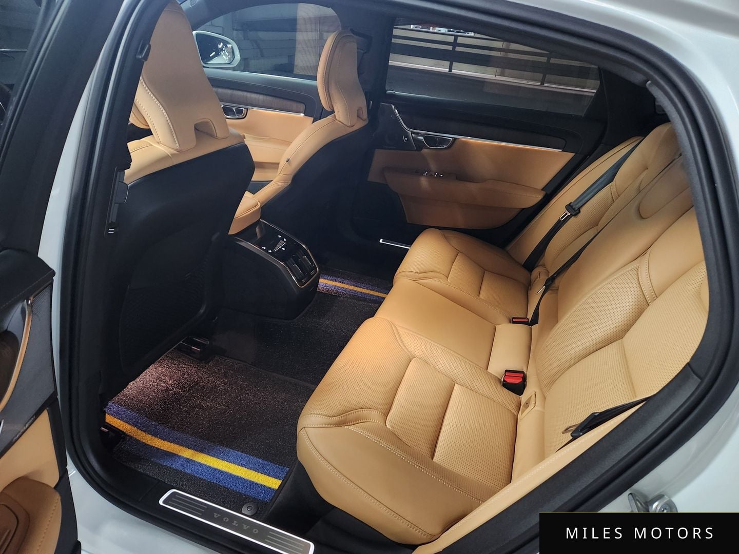 Volvo S90 2024 — миниатюра 10