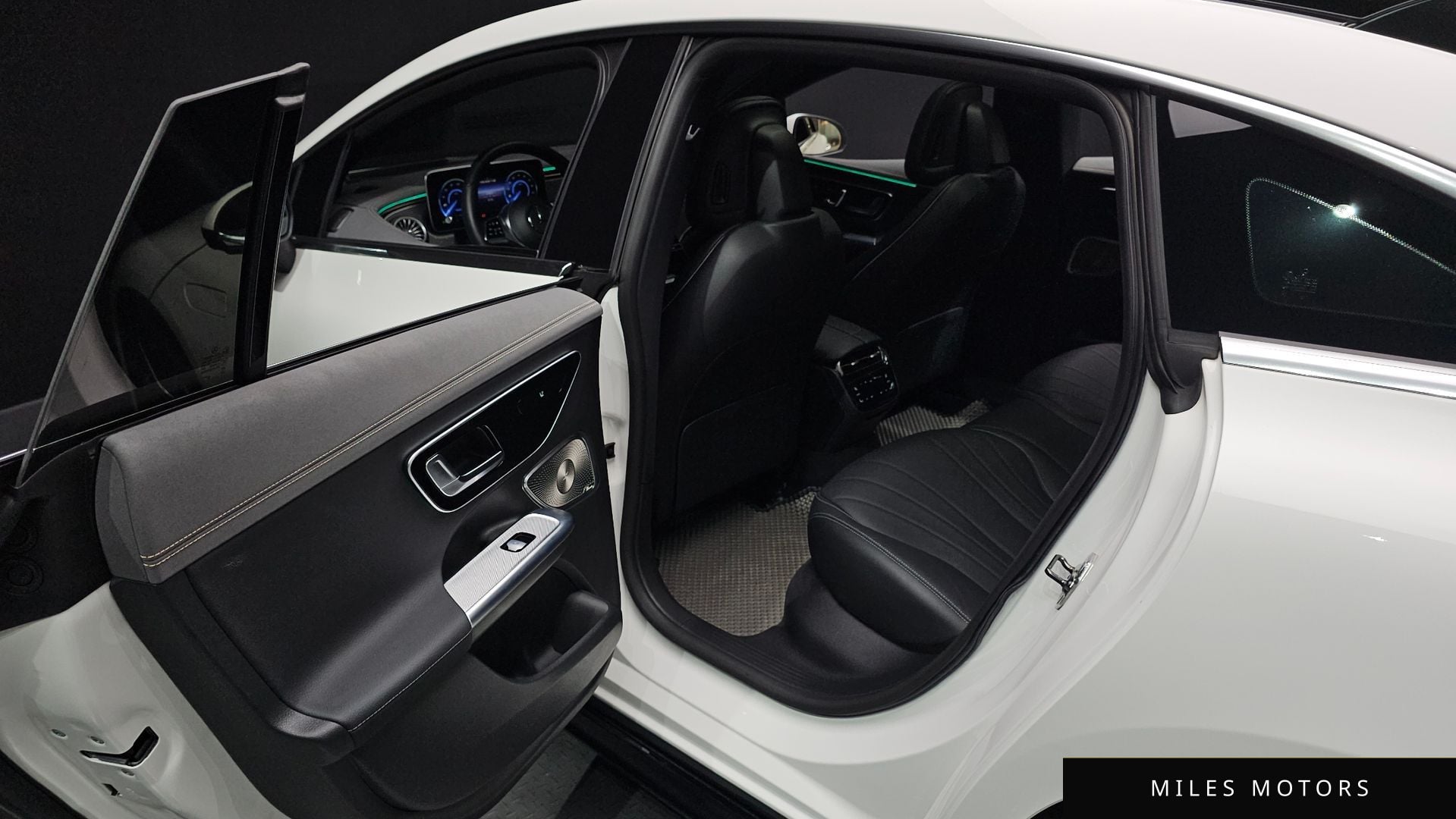 Mercedes-Benz EQE V295 2023 — миниатюра 12