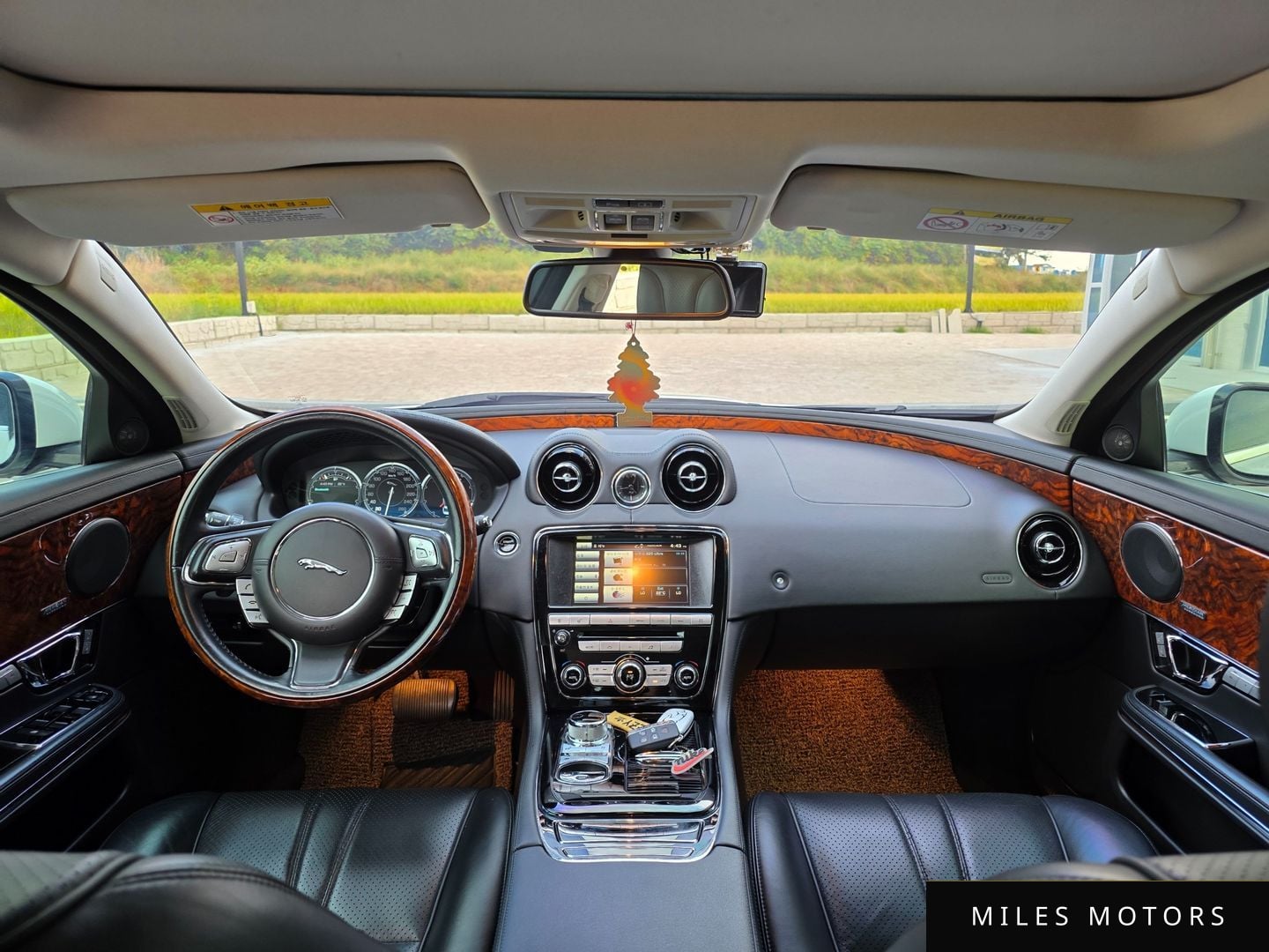 Jaguar All New XJ 2015 — миниатюра 12