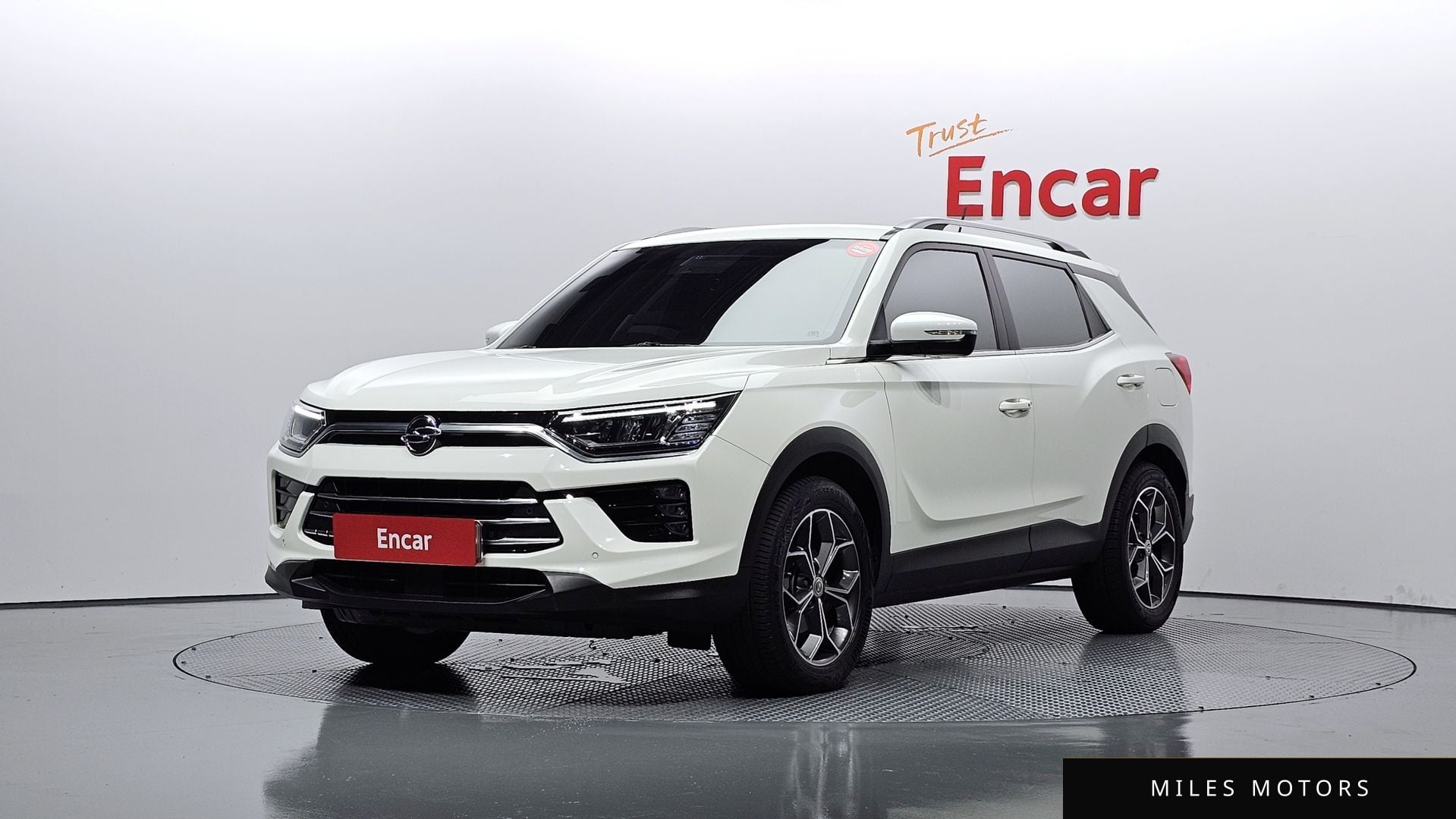 KG Mobility Beautiful Korando 2020 — фото 1 из 12