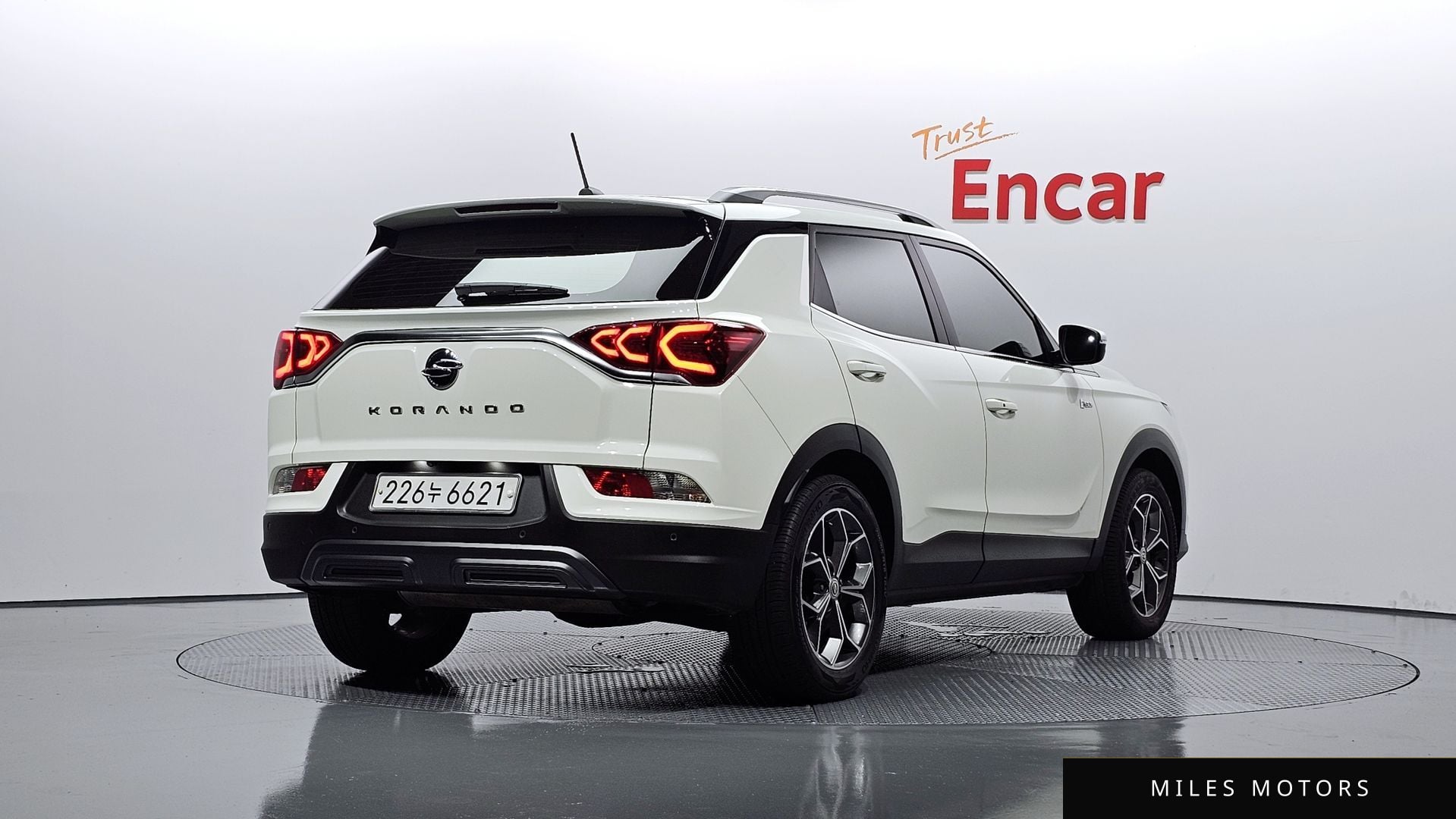 KG Mobility Beautiful Korando 2020 — миниатюра 2