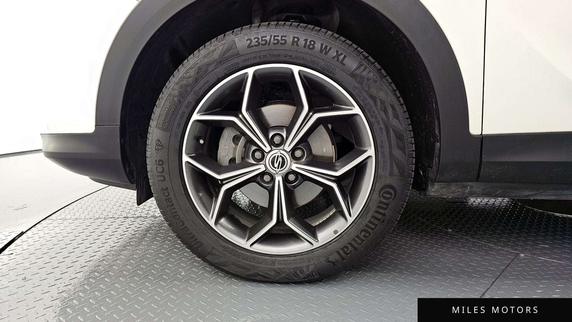 KG Mobility Beautiful Korando 2020 — миниатюра 5