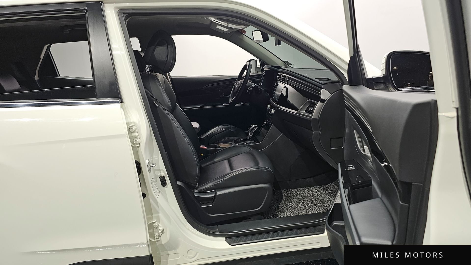 KG Mobility Beautiful Korando 2020 — миниатюра 11