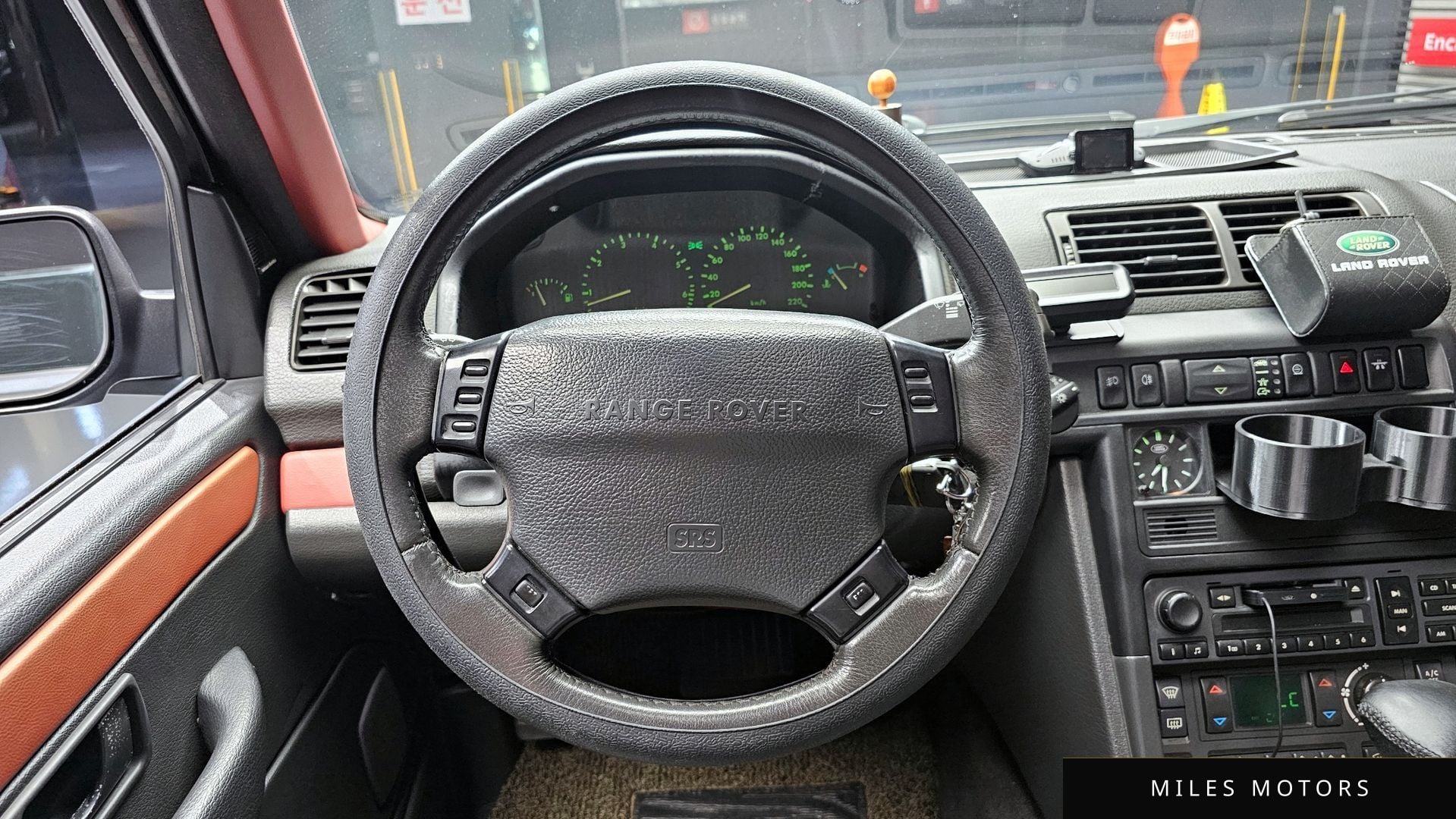 Land Rover 레인지로버 1998 — миниатюра 13