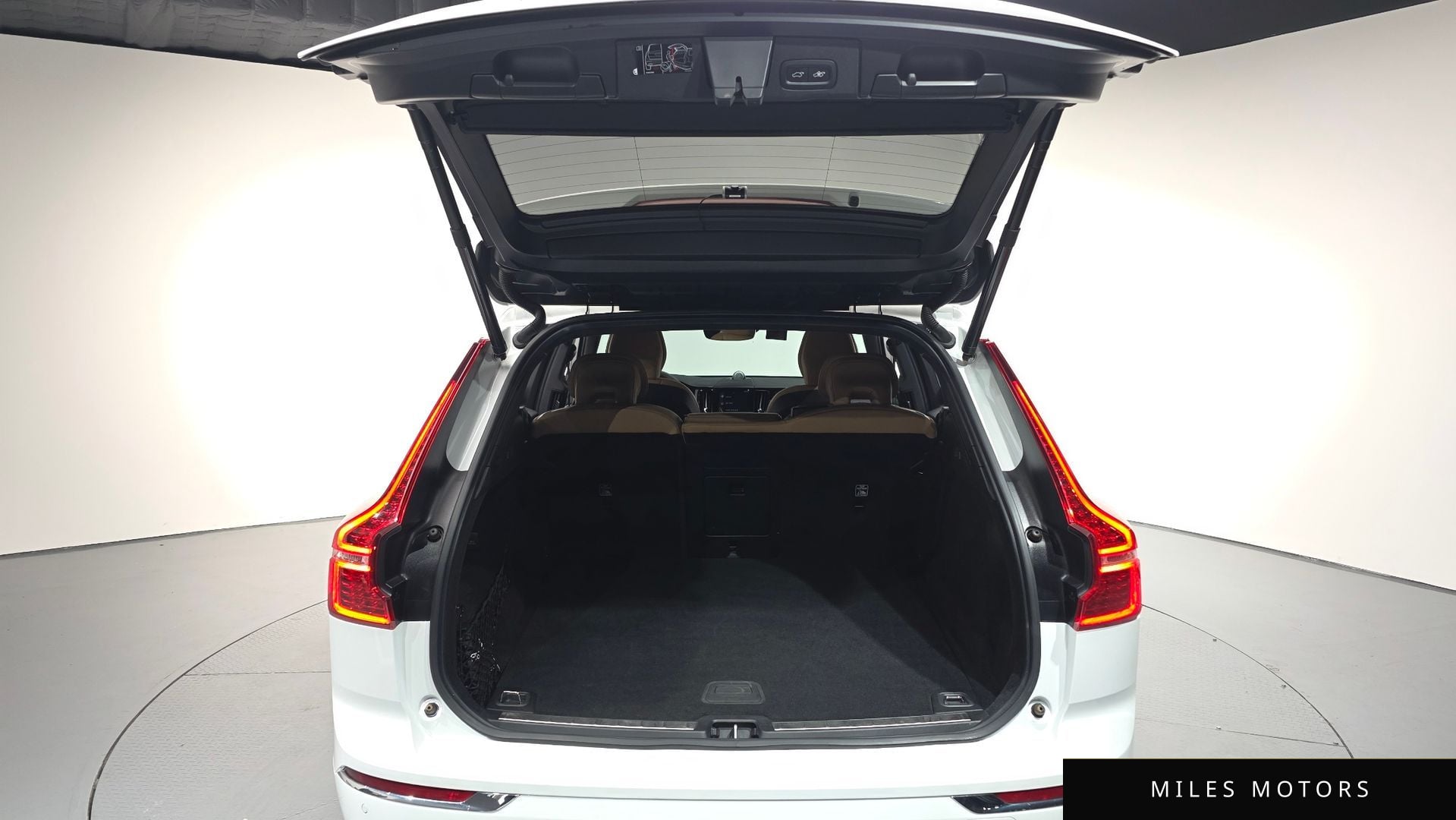 Volvo XC60 2020 — миниатюра 20