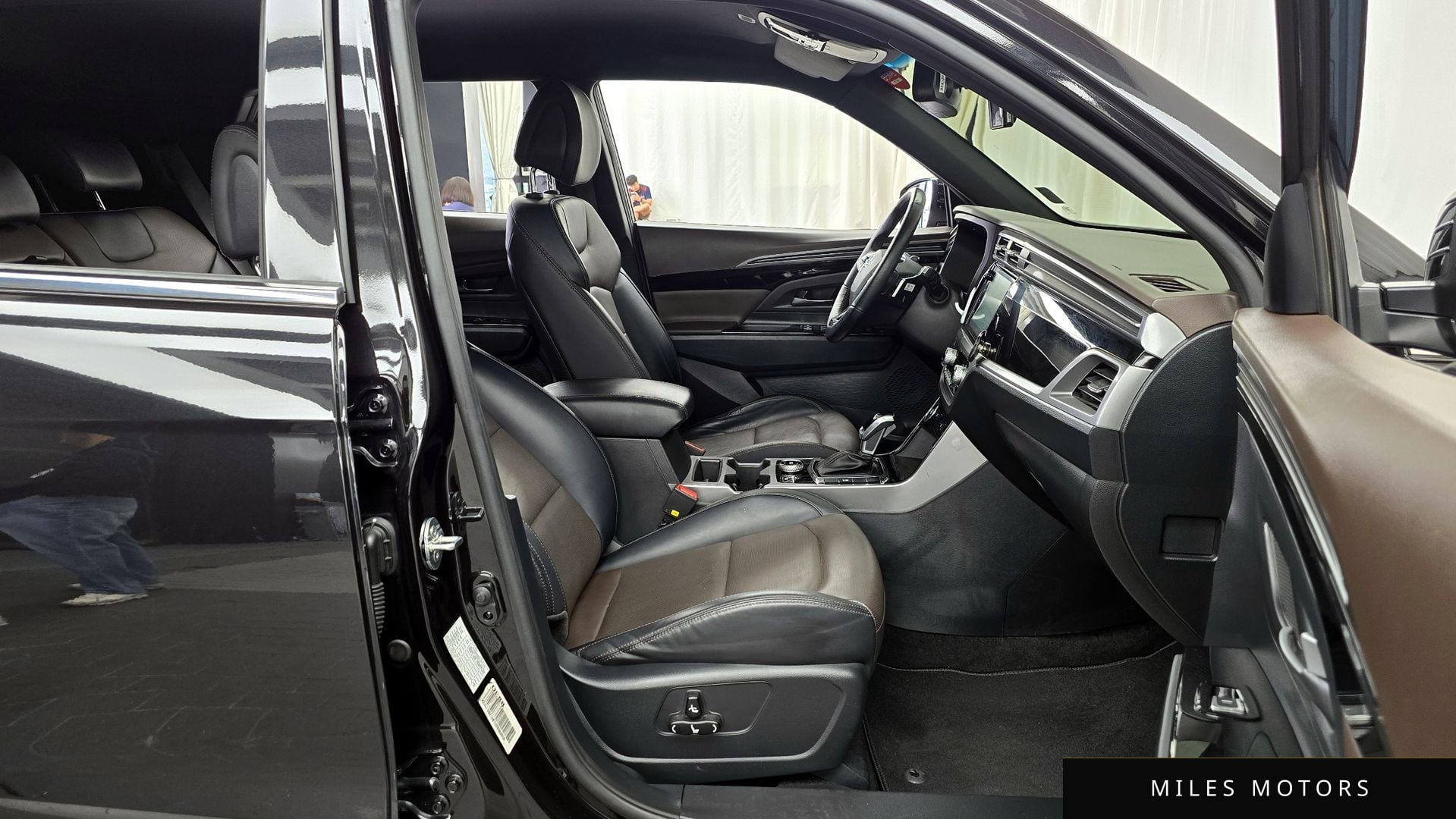 KG Mobility Beautiful Korando 2022 — миниатюра 11