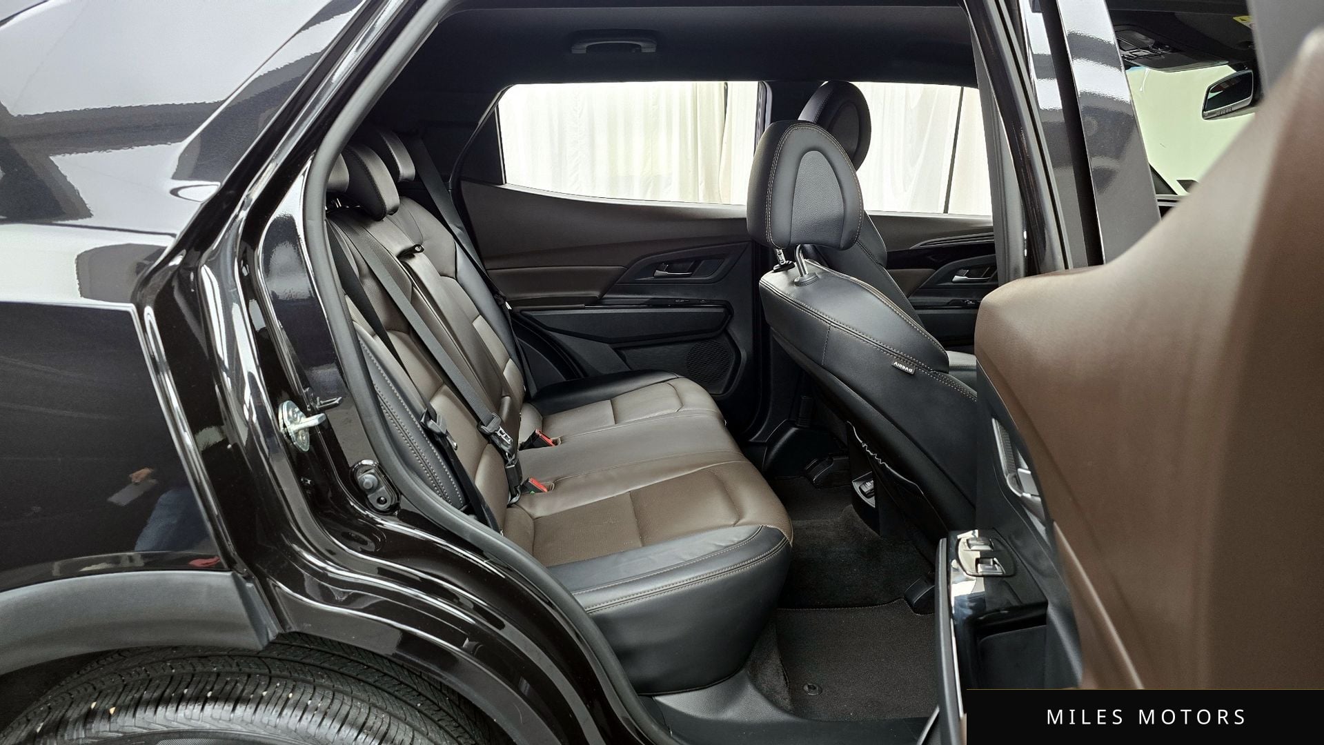 KG Mobility Beautiful Korando 2022 — миниатюра 12