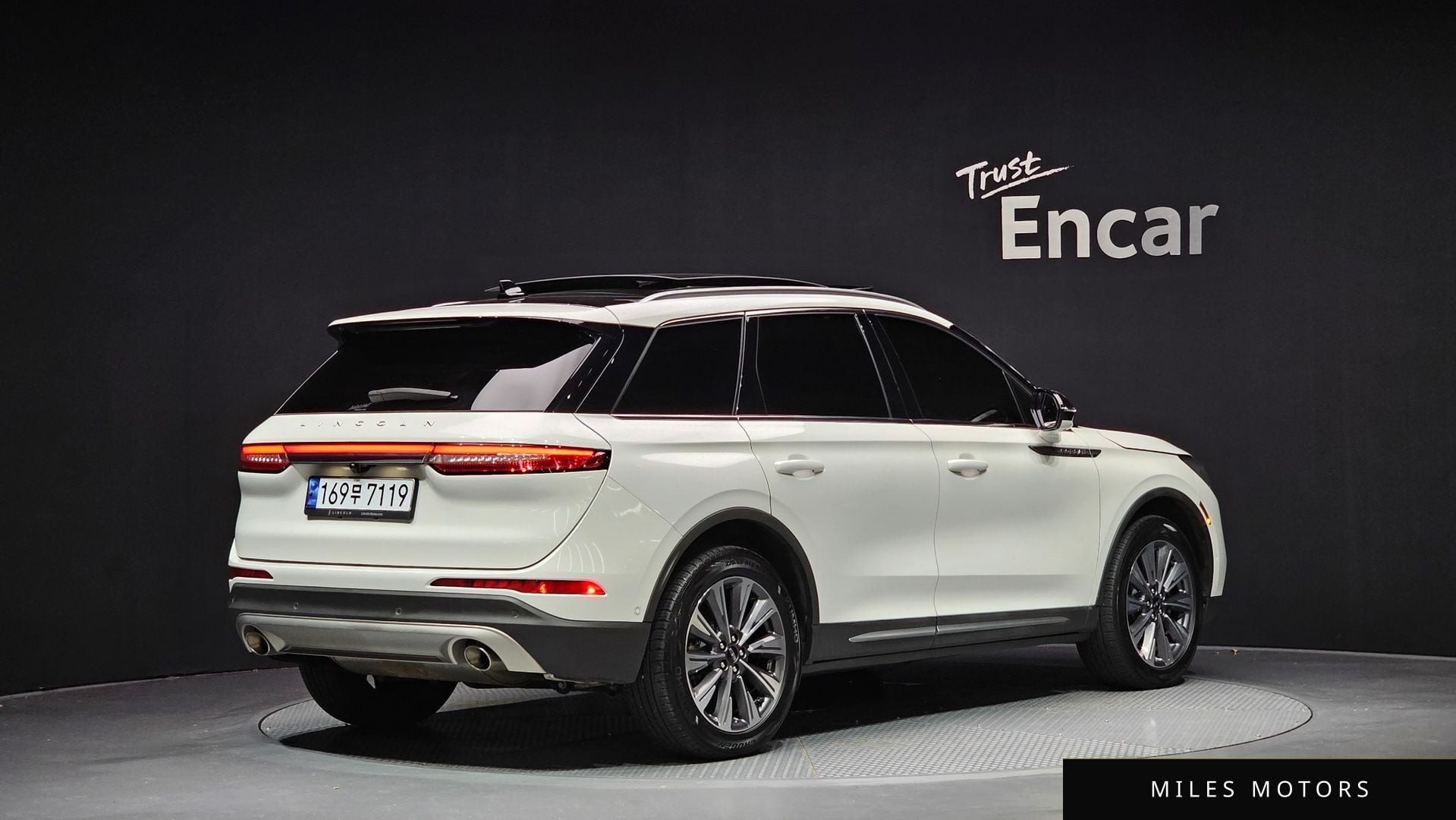 Lincoln Corsair 2020 — миниатюра 2