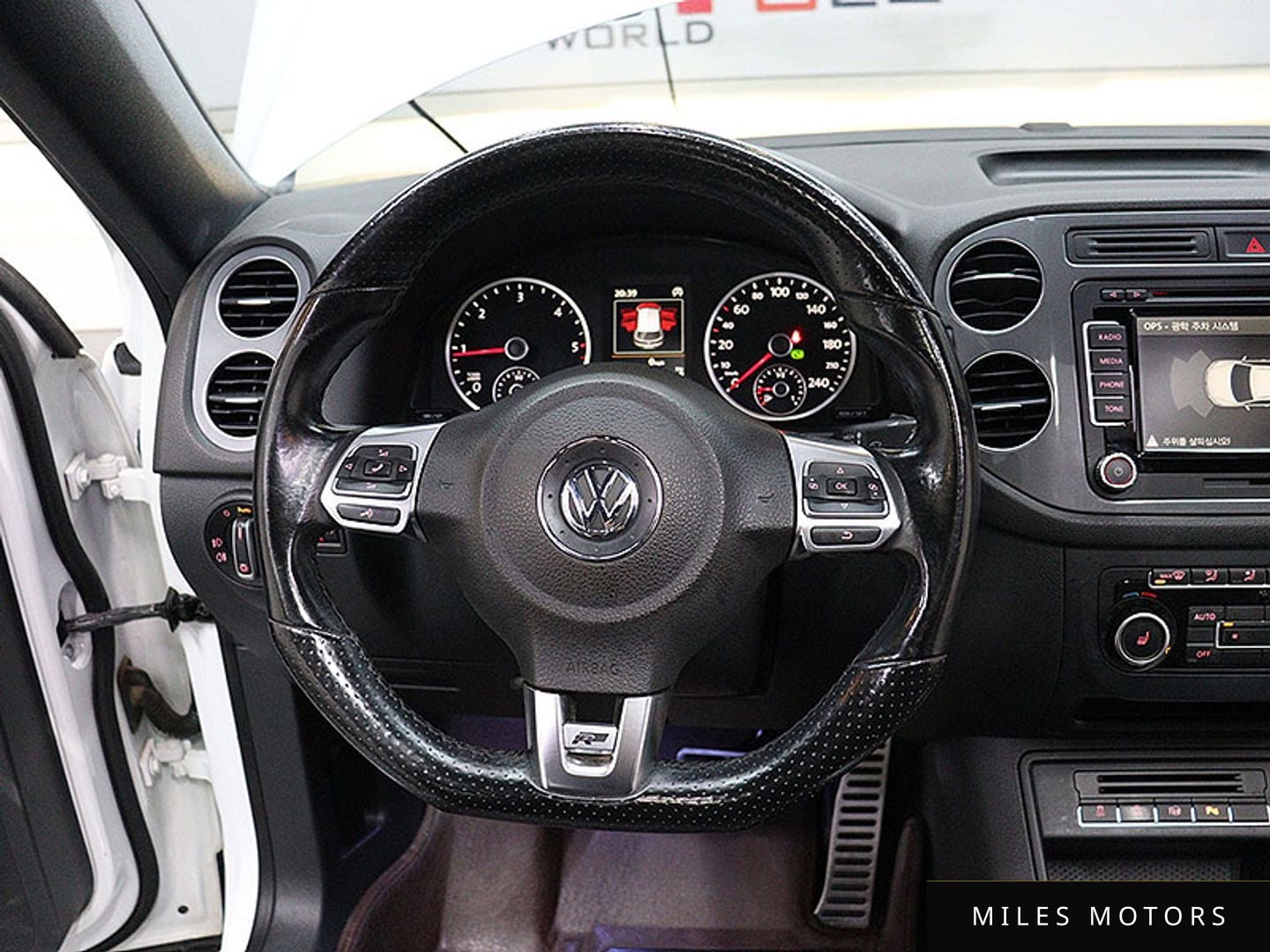 Volkswagen Tiguan 2015 — миниатюра 15