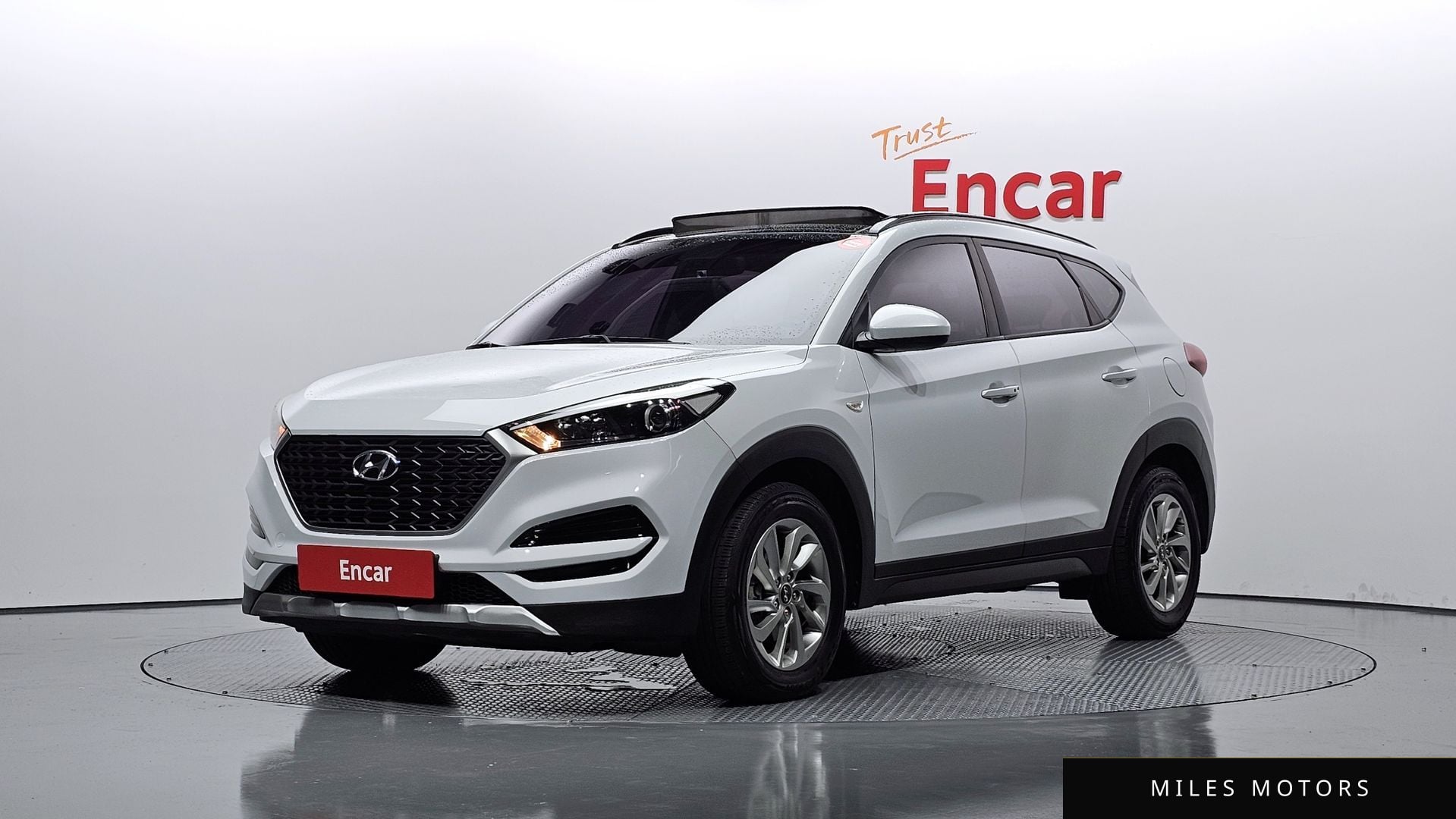 Hyundai Tucson 2017 — фото 1 из 12