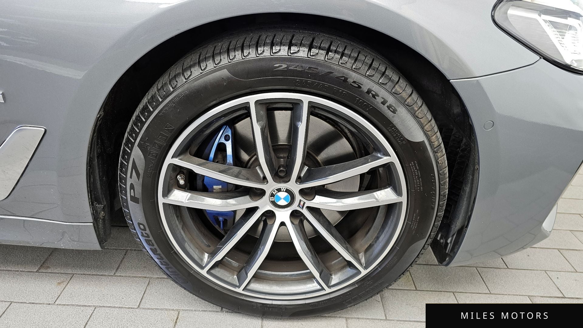 BMW 5 Series (G30) 2023 — миниатюра 5