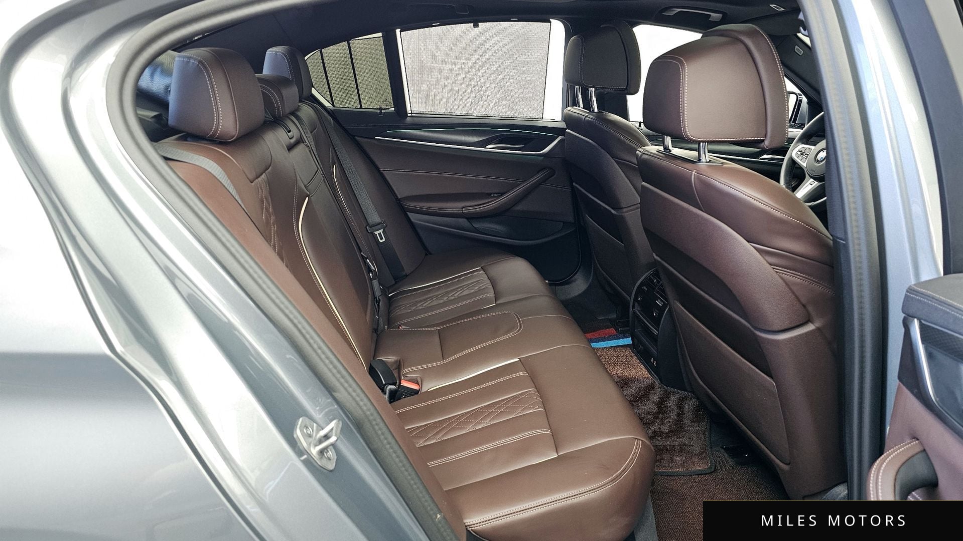 BMW 5 Series (G30) 2023 — миниатюра 12