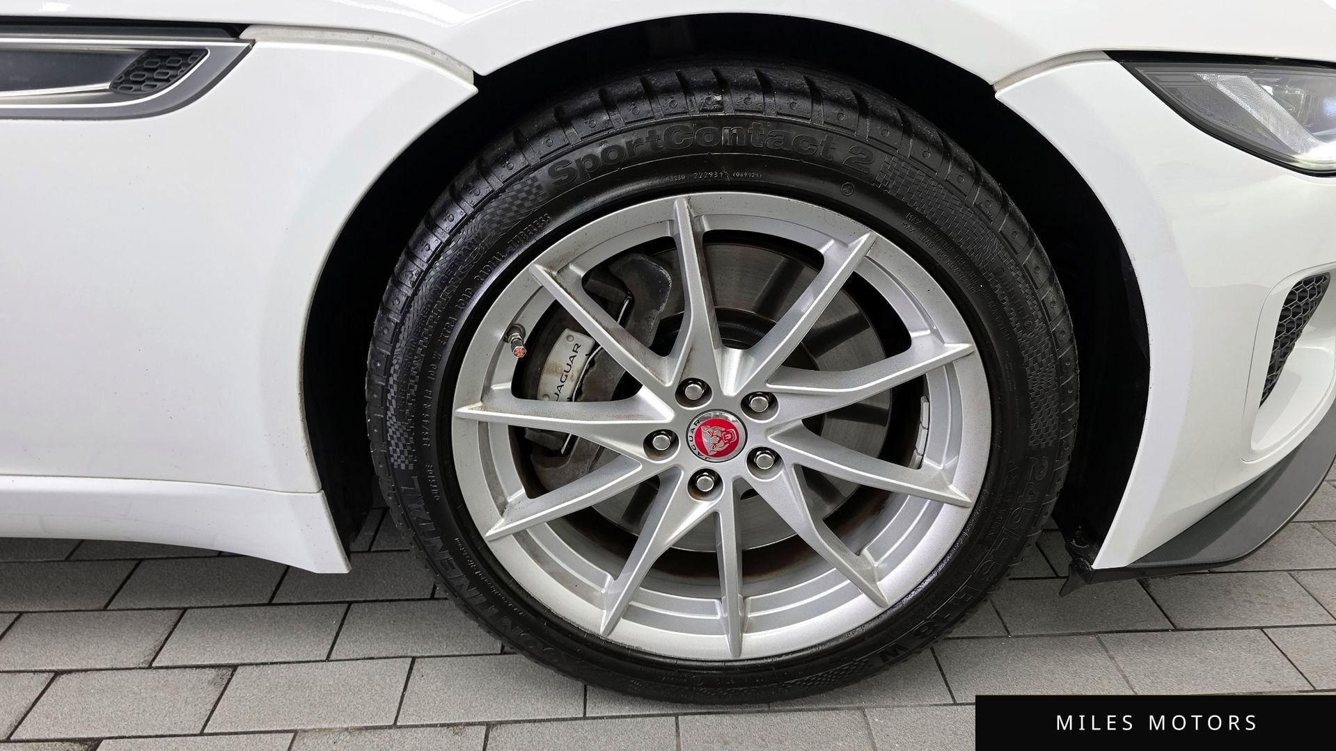 Jaguar F-TYPE 2021 — миниатюра 5