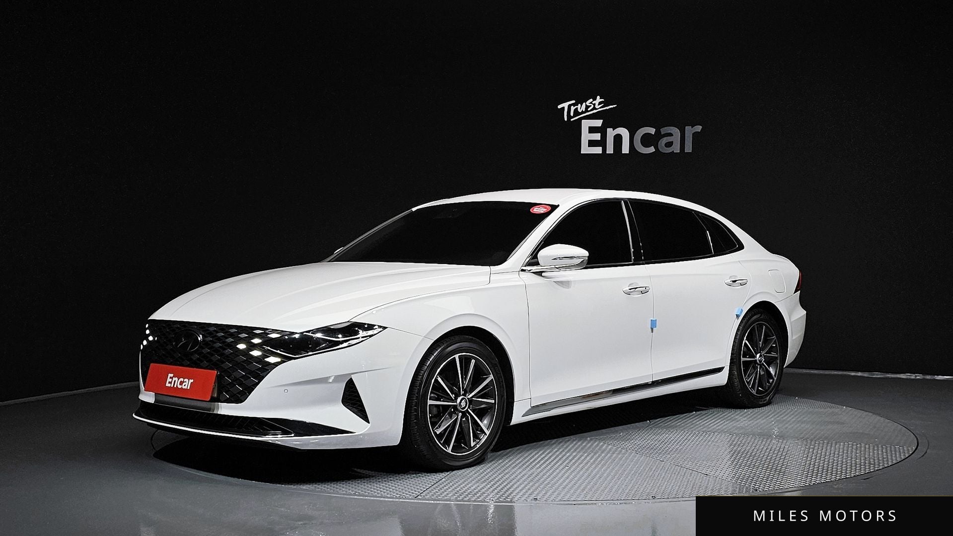 Hyundai Grandeur 2020 — фото 1 из 12